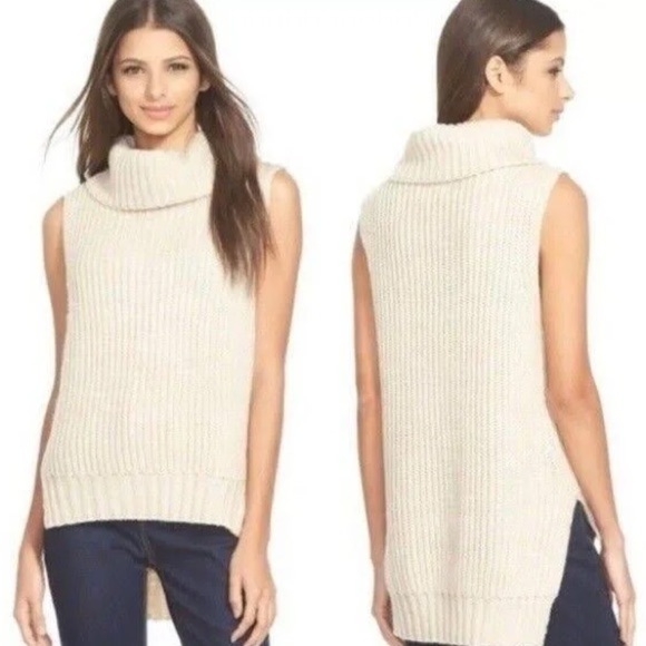 ASTR Sleeveless Sweater - Picture 1 of 4